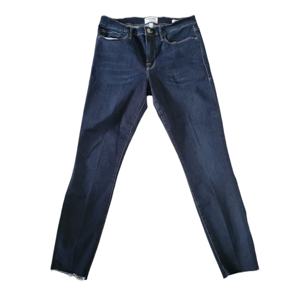 Frame Denim Le Skinny De Jeanne Raw Hem Skinny Jeans in Edgerton Size 31